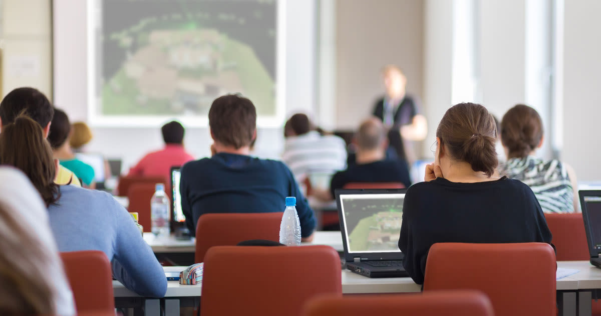 SOCIAL_CARD_Training